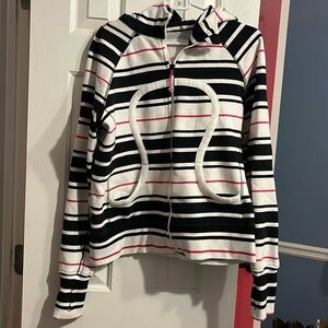 Lululemon zip up jacket size 12